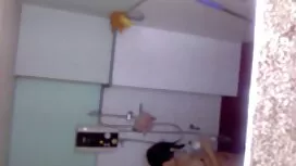 父と息子はかなり成熟して見えます アダル ...