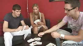 彼らは塩を必要とするとき二つの隣人売春婦 ...