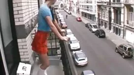 彼は彼女が性交するために彼を本当に熱くす ...