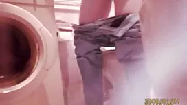 私の娘と私は配管工を共有しています エロ ...