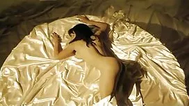 人生初めてを楽しむ美しい女子高生 動画  ...